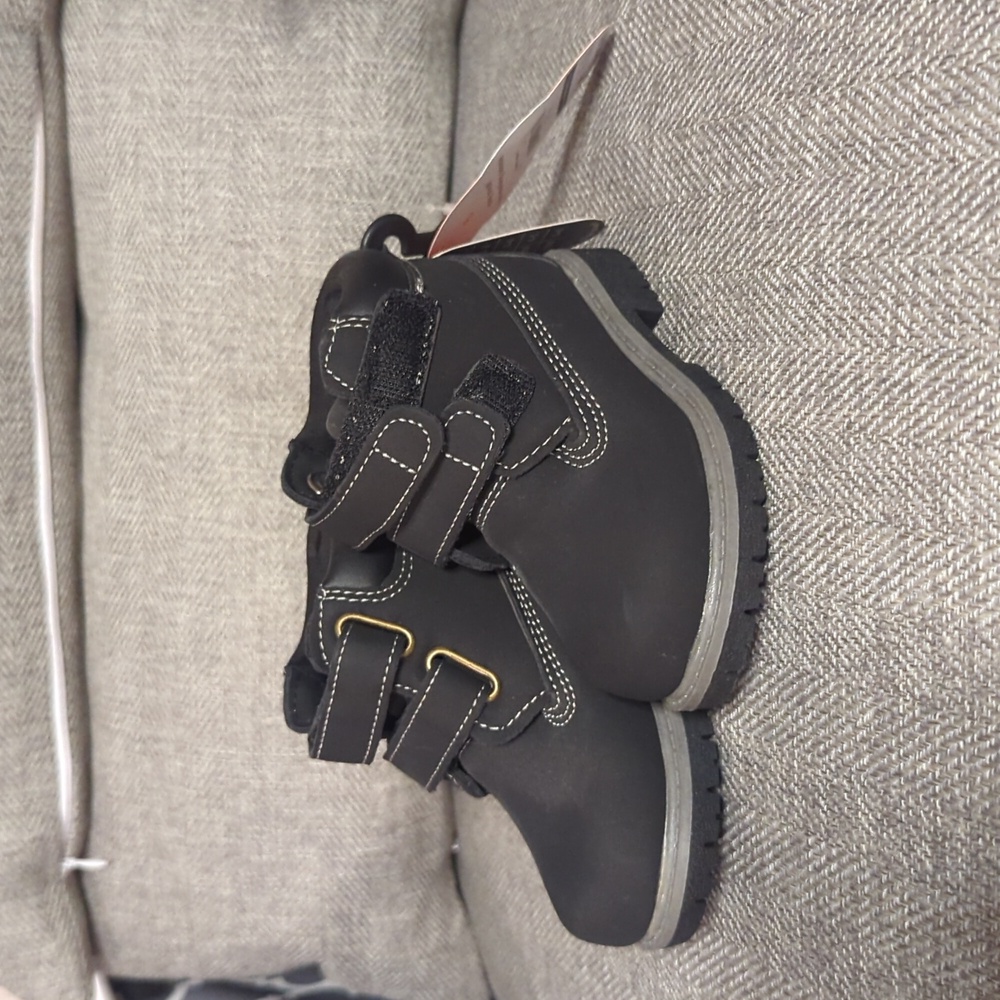 Toddler "Timberland" look-a-likes Black